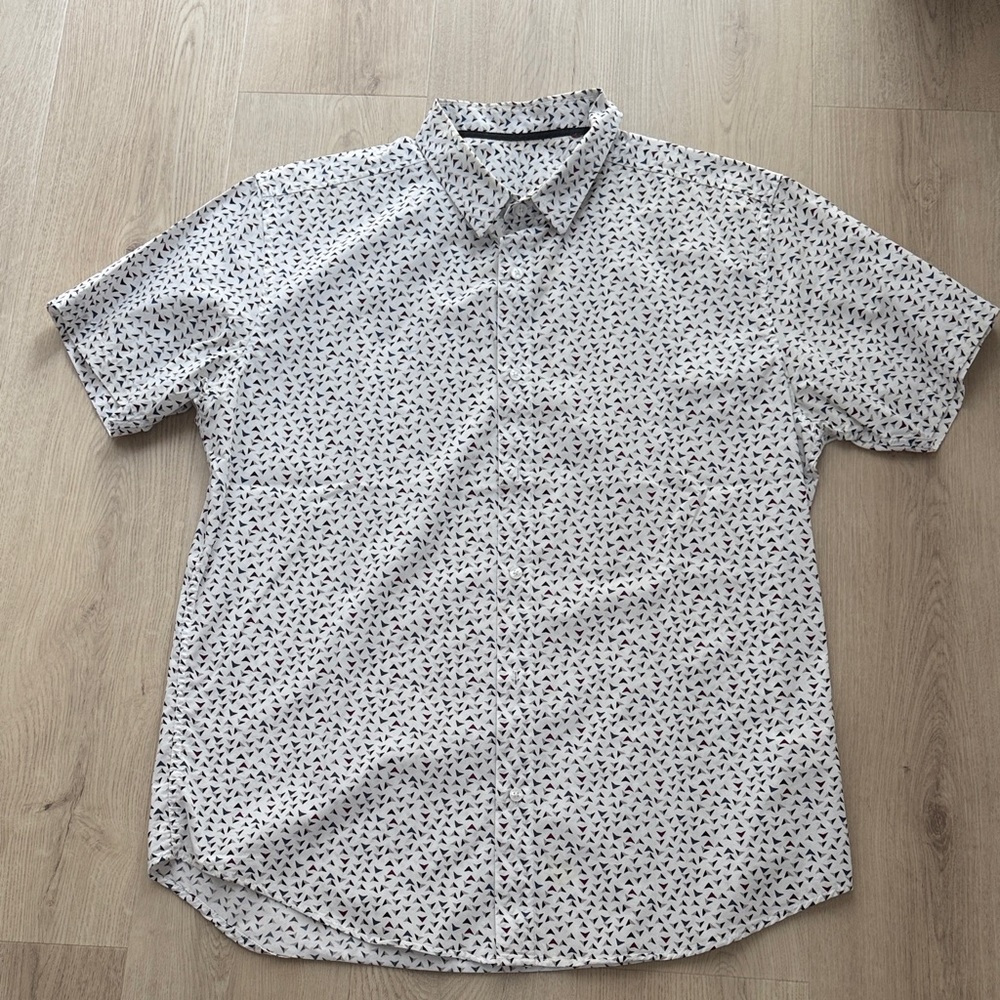 Ben Sherman Short Sleeve Button-Up Shirt L – Micro Print Casual Dress Shirt